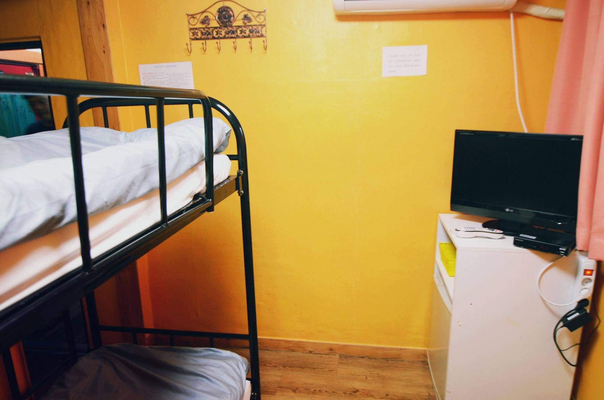 Yakorea Hostel Itaewon Сеул Екстер'єр фото
